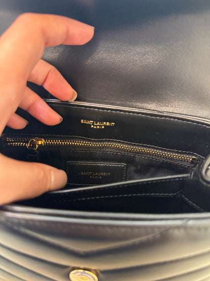 SAINT LAURENT
Calfskin Y Quilted Monogram Toy Loulou Black Crossbody Bag