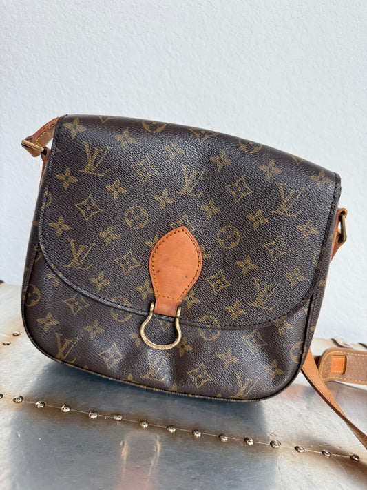 Pre-owned Authentic Louis Vuitton Saint Cloud GM Monogram Crossbody Bag
