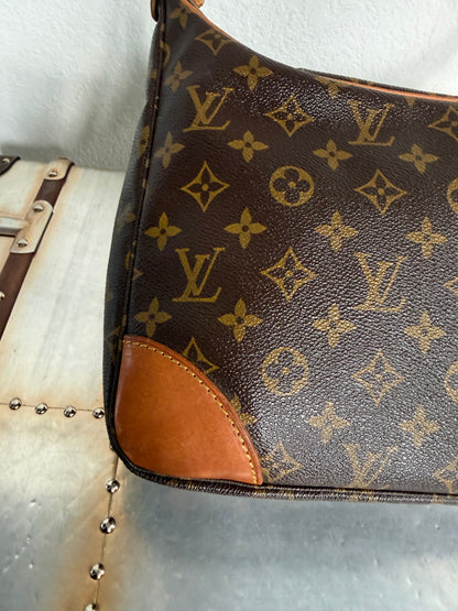 Pre-owned Authentic Louis Vuitton Boulogne 30 Monogram Shoulder Bag