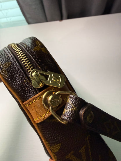 Pre-owned Authentic Louis Vuitton Marly Dragonne GM Monogram Clutch / Handbag
