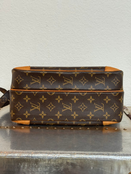 Pre-owned Authentic Louis Vuitton Nile PM Monogram Shoulder Bag/ Crossbody Bag