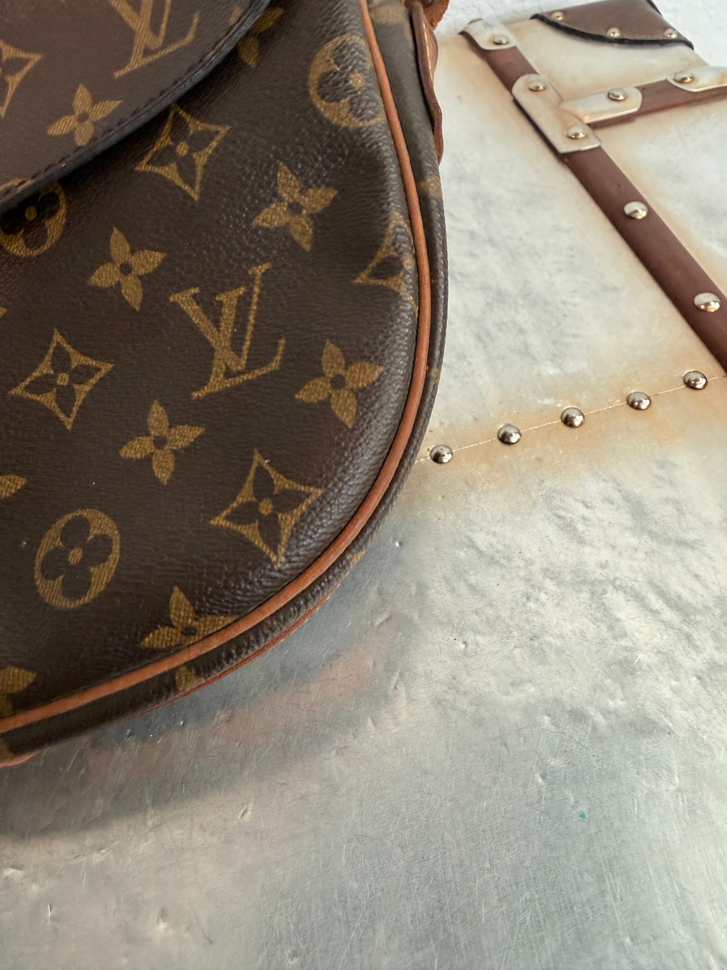 Pre-owned Authentic Louis Vuitton Jeune Fille MM Monogram Crossbody Bag