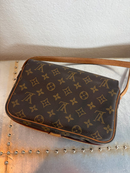 Pre-owned Louis Vuitton Saint Germain 24 Monogram Crossbody / Shoulder Bag