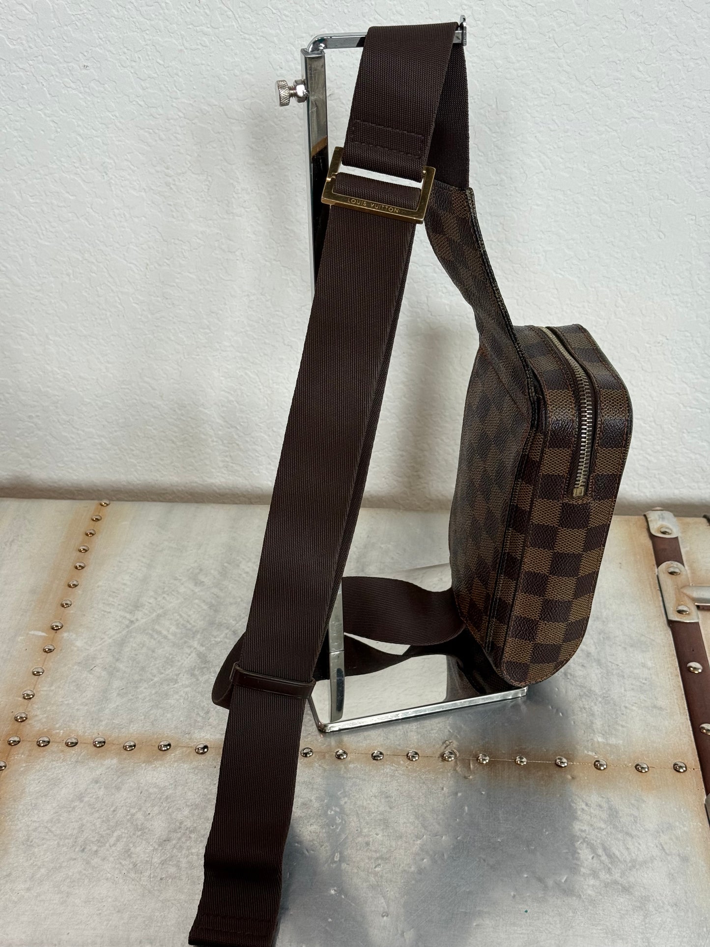 Pre-owned Authentic Louis Vuitton Damier Ebene Geronimos Body Bag