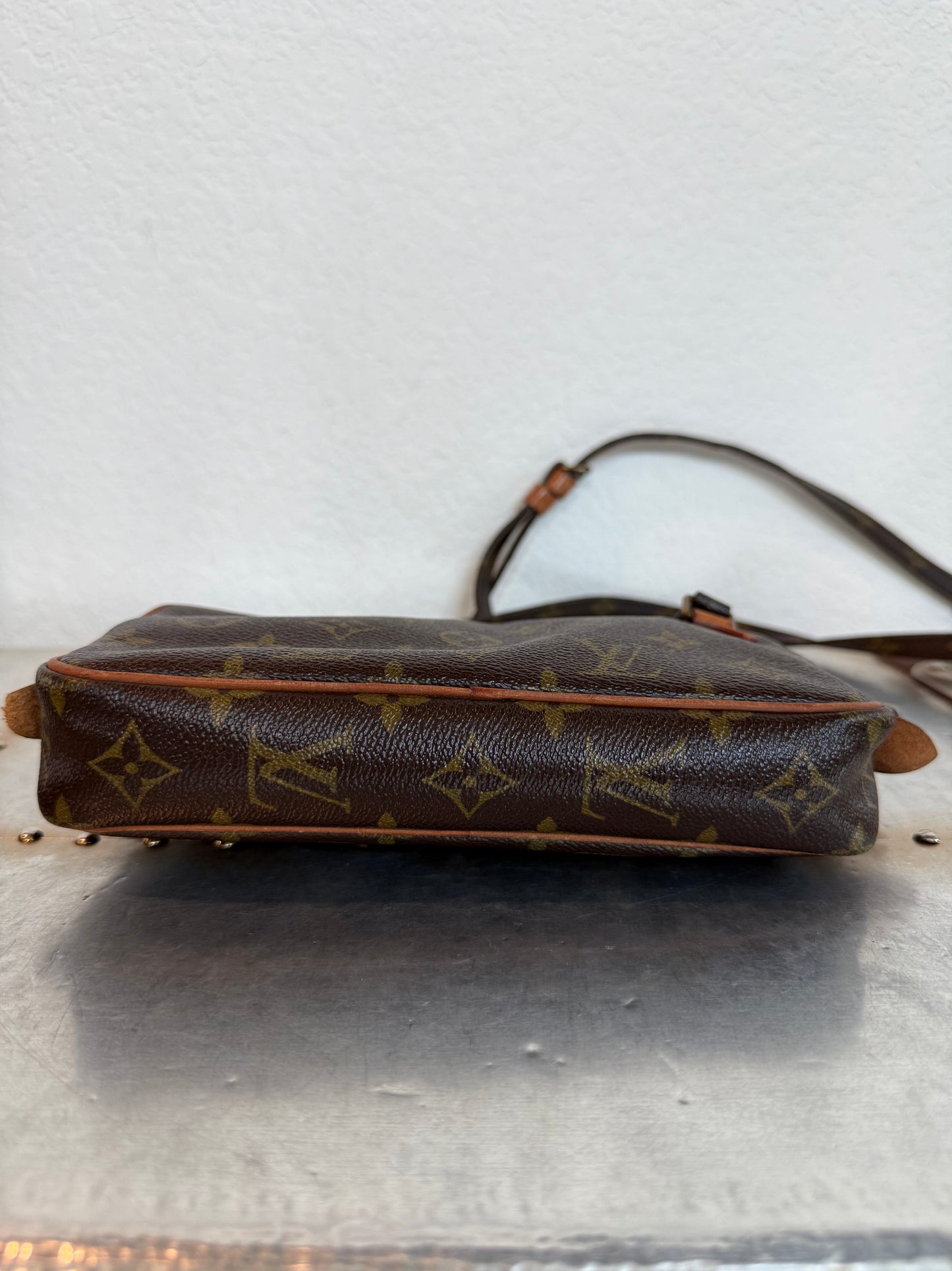 Pre-owned Authentic Louis Vuitton Marly Bandouliere Monogram Crossbody Bag