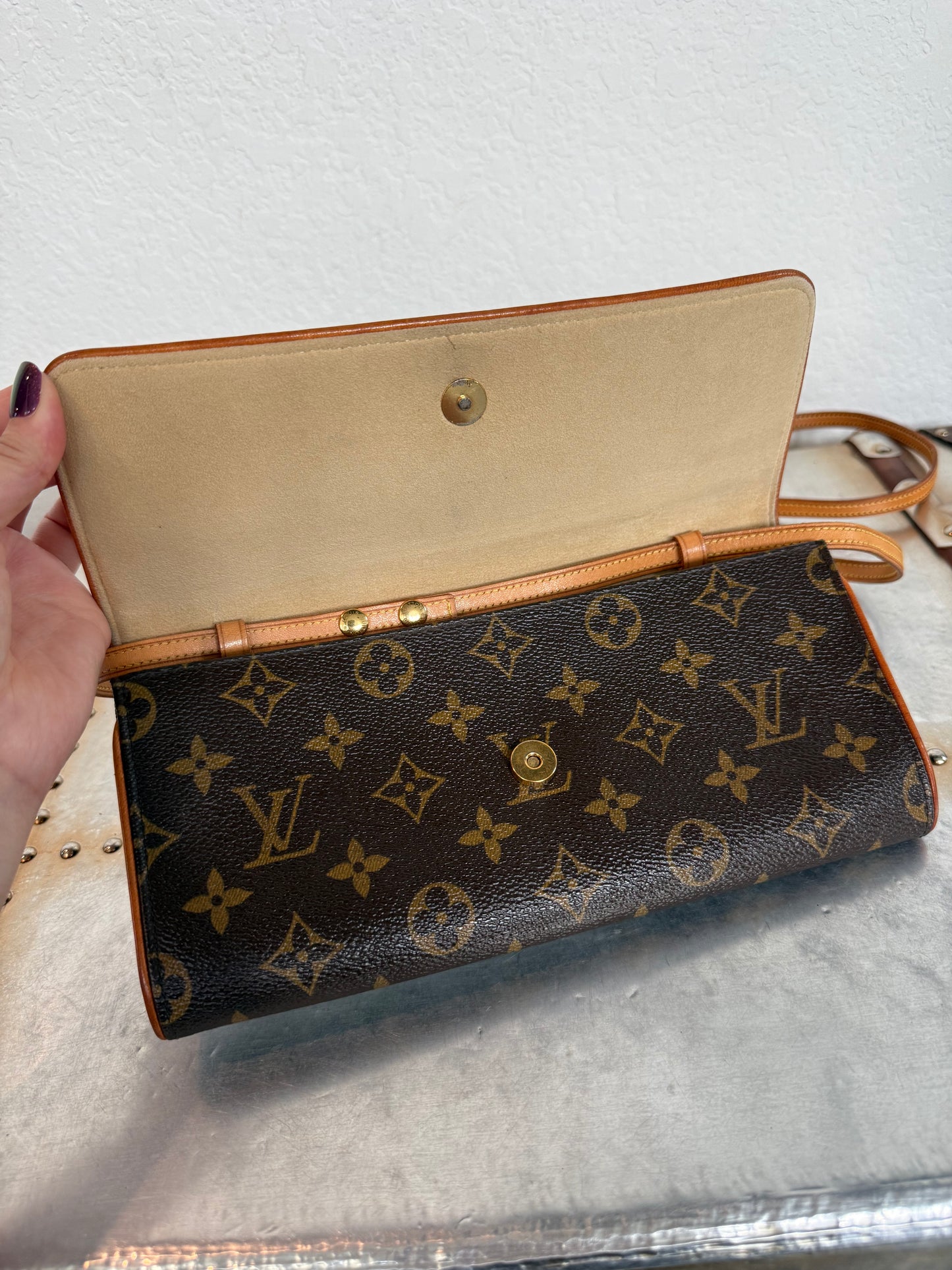 Pre-owned Authentic Louis Vuitton Pochette Twin GM Monogram Shoulder Bag