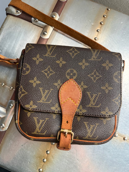 Pre-owned Louis Vuitton Cartouchiere PM Monogram Shoulder / Crossbody Bag
