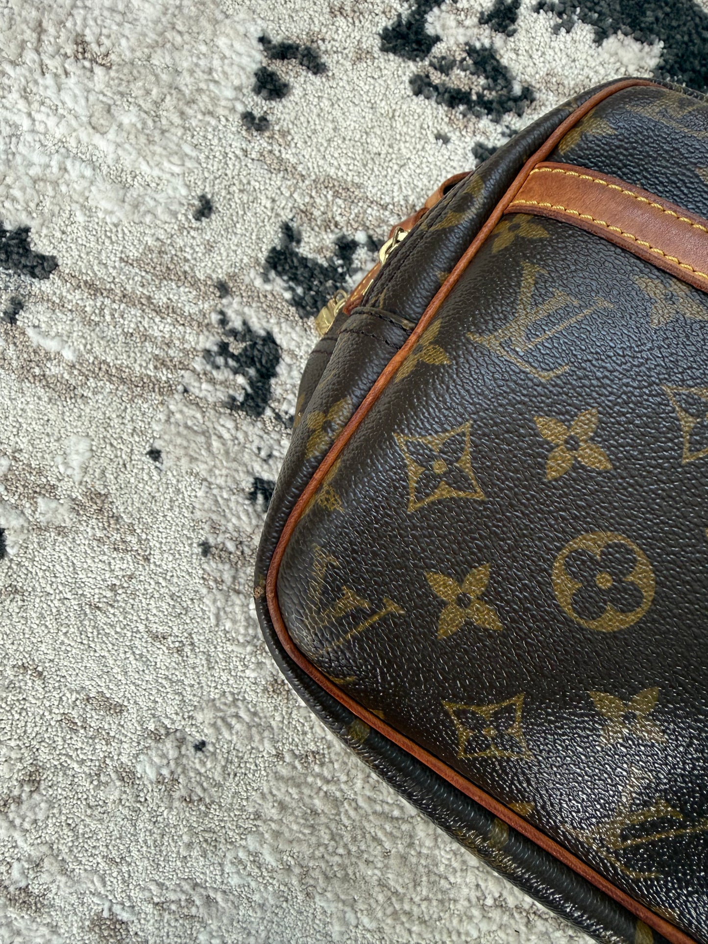 Pre-owned Authentic Louis Vuitton Reporter PM Monogram Shoulder / Crossbody Bag
