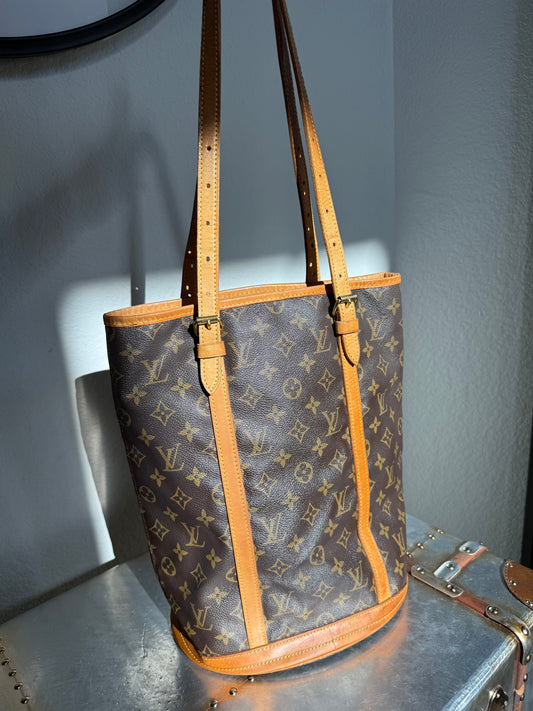 Pre-owned Authentic Louis Vuitton Bucket GM Monogram Shoulder Tote Bag