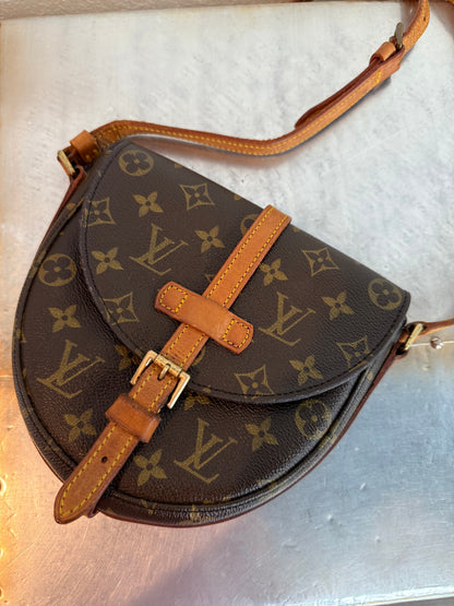 Pre-owned Authentic Louis Vuitton Chantilly PM Monogram Crossbody Bag