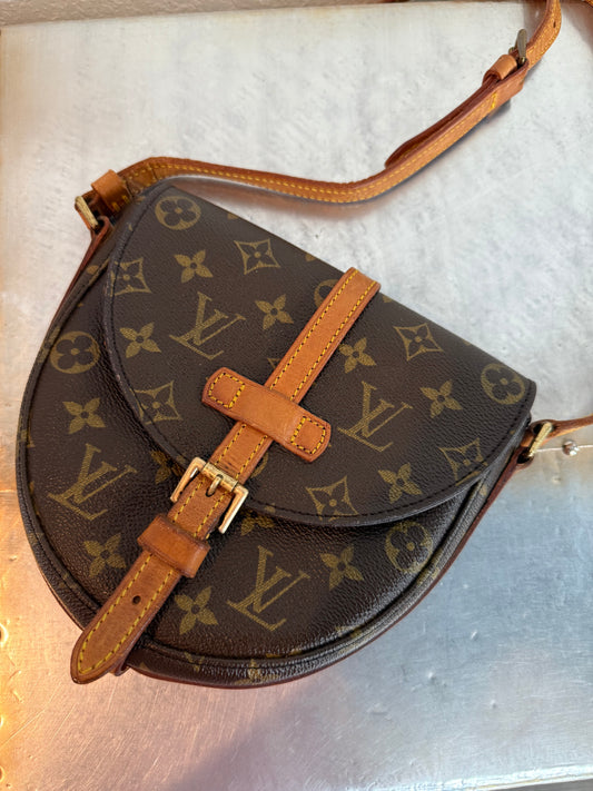Pre-owned Authentic Louis Vuitton Chantilly PM Monogram Crossbody Bag