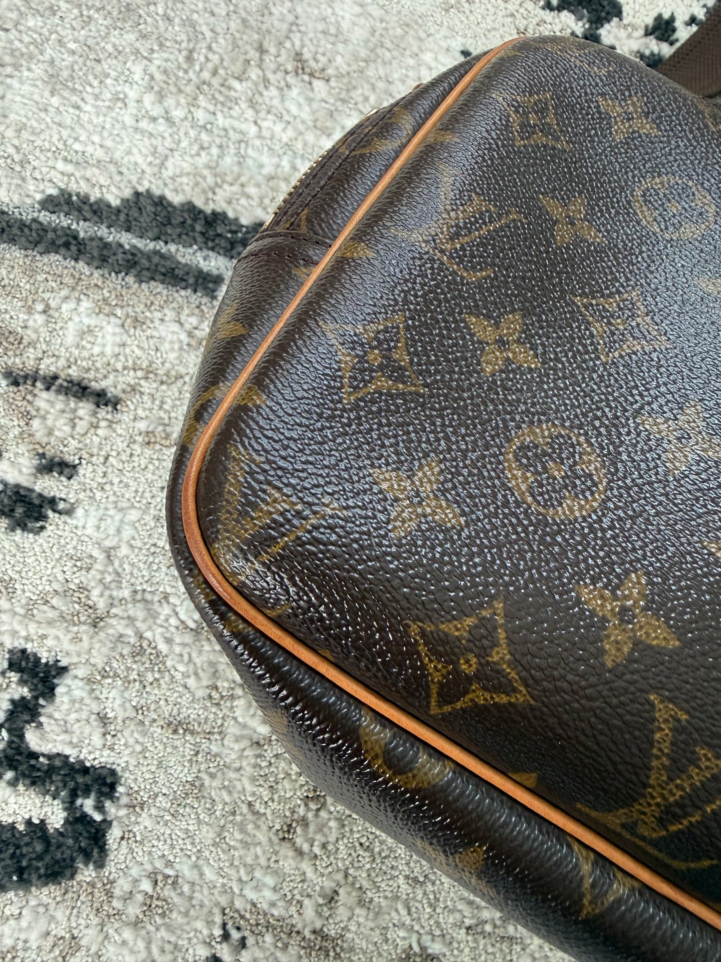 Pre-owned Authentic Louis Vuitton Reporter PM Monogram Shoulder / Crossbody Bag