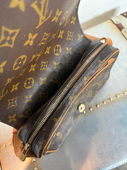 Pre-owned Louis Vuitton Saint Germain 24 Monogram Crossbody / Shoulder Bag