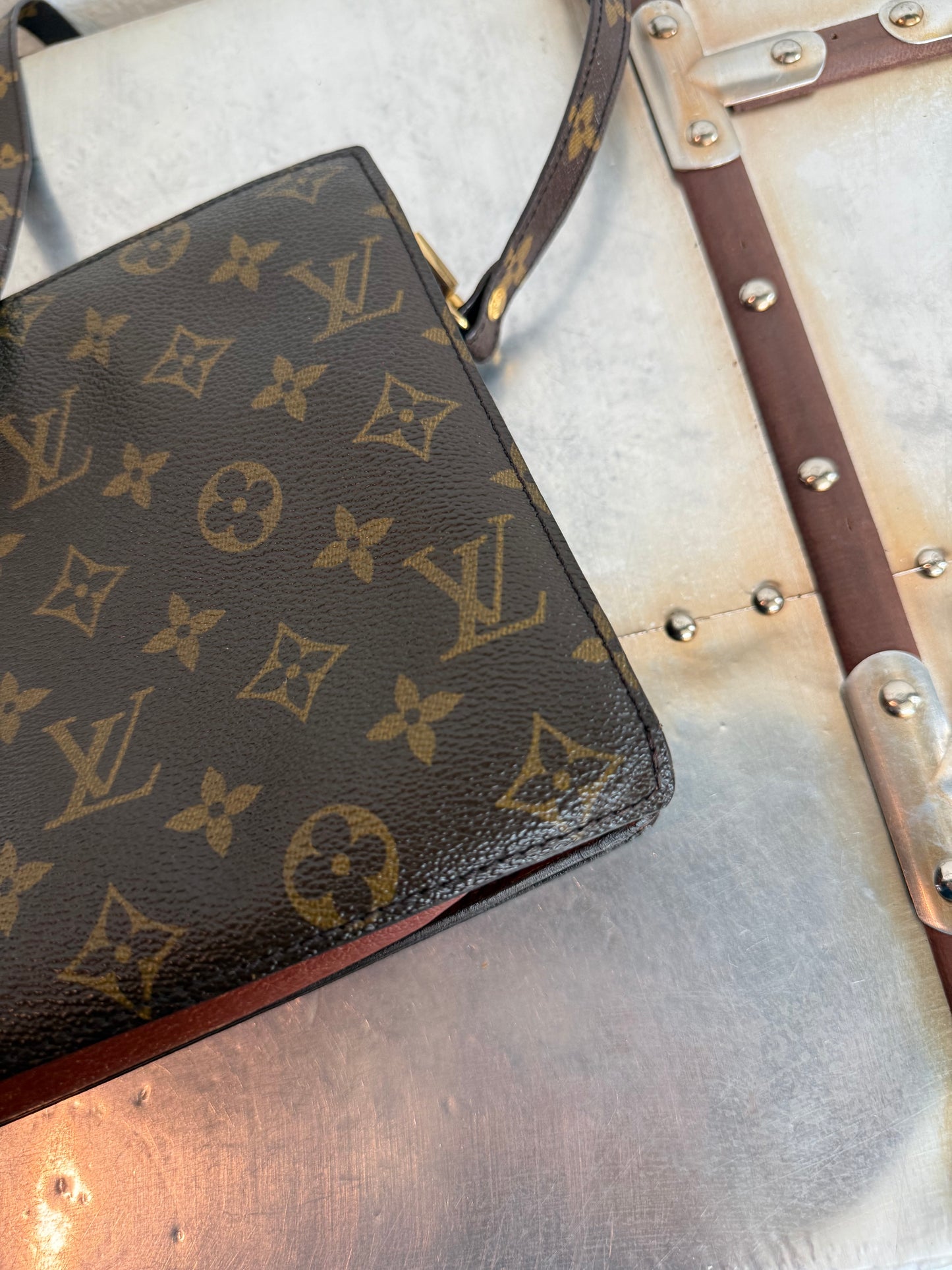 Pre-owned Authentic Louis Vuitton Enghien Monogram Shoulder Bag/ Crossbody Bag