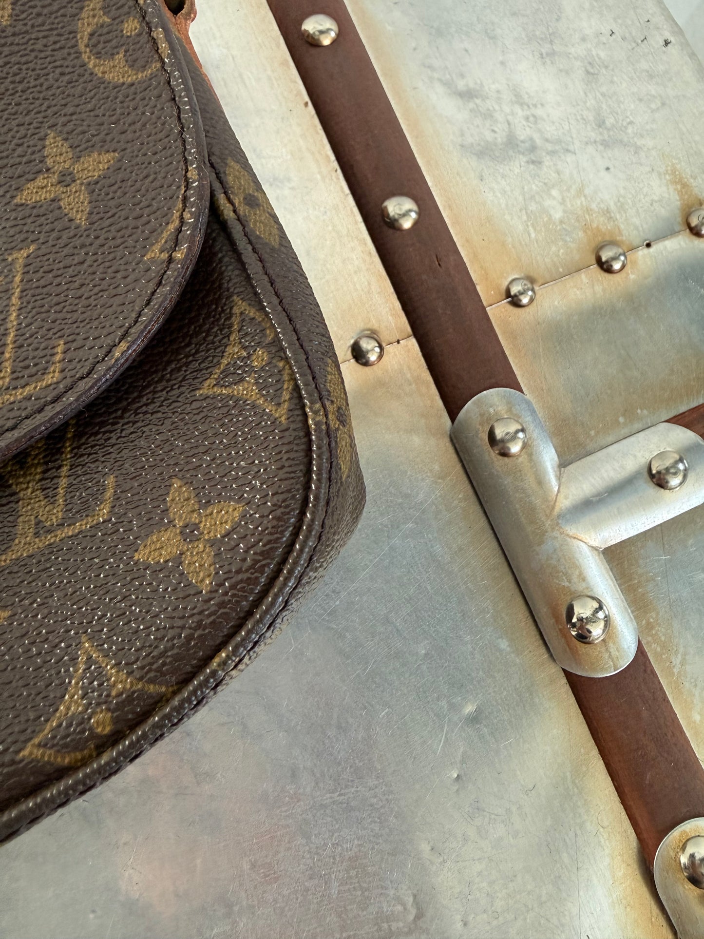 Pre-owned Authentic Louis Vuitton Saint Cloud PM Monogram Shoulder / Crossbody Bag