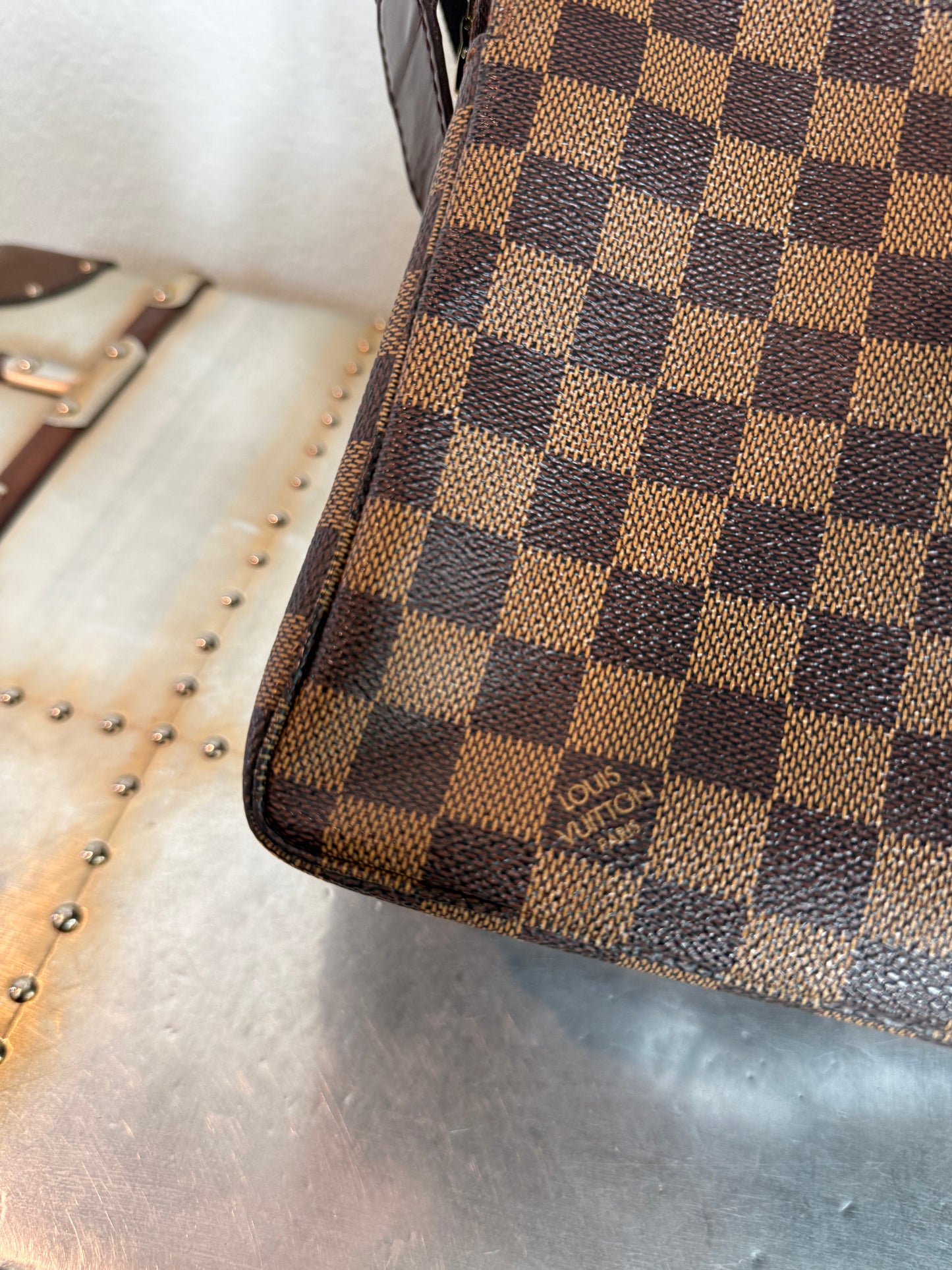 Pre-owned Authentic Louis Vuitton Naviglio Damier Ebene Crossbody Bag