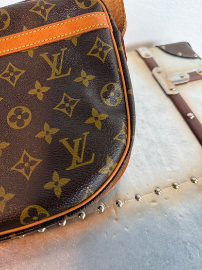 Pre-owned Authentic Louis Vuitton Jeune Fille GM Monogram Crossbody Bag