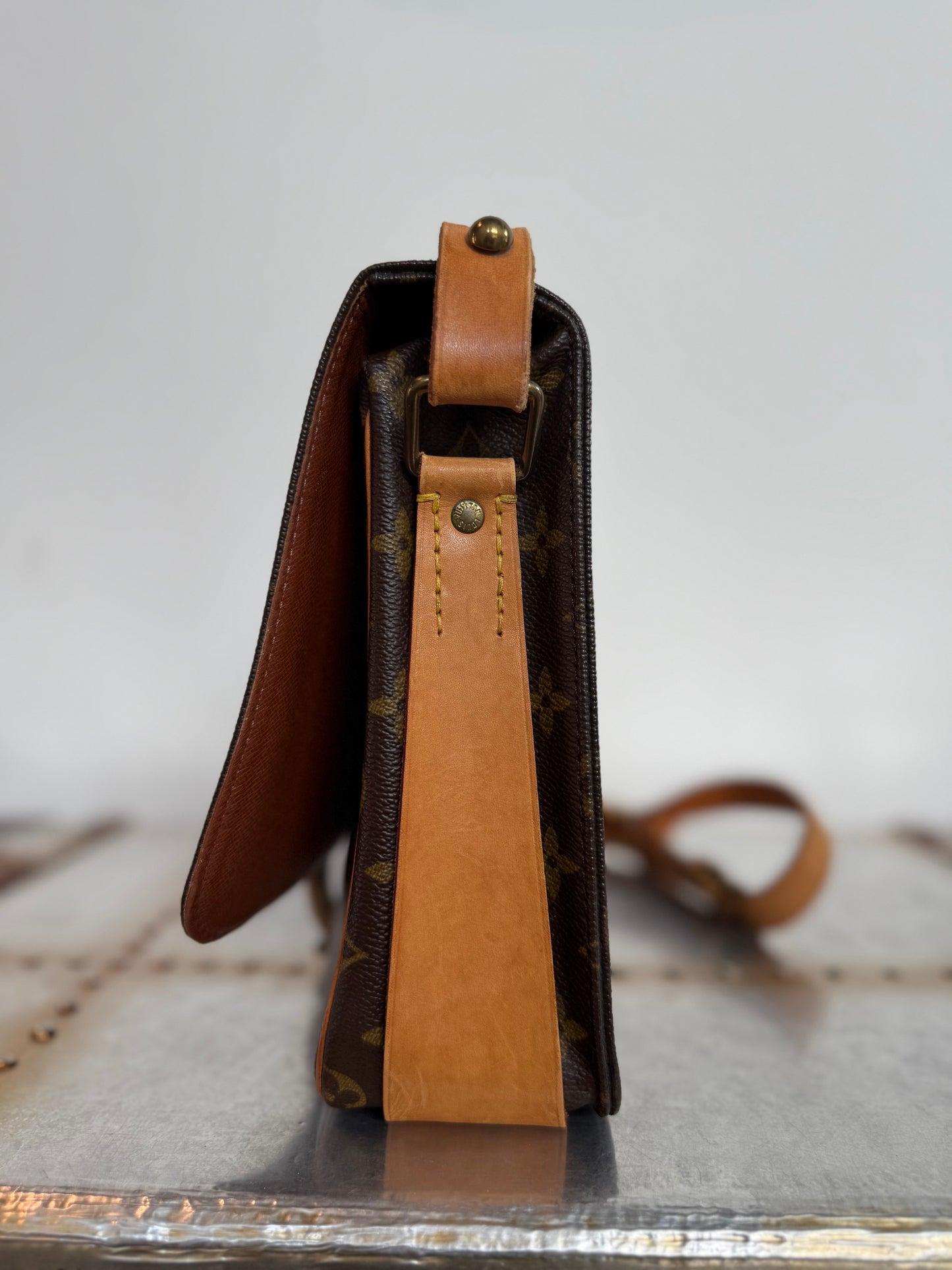 Pre-owned Louis Vuitton Cartouchiere GM Monogram Shoulder / Crossbody Bag