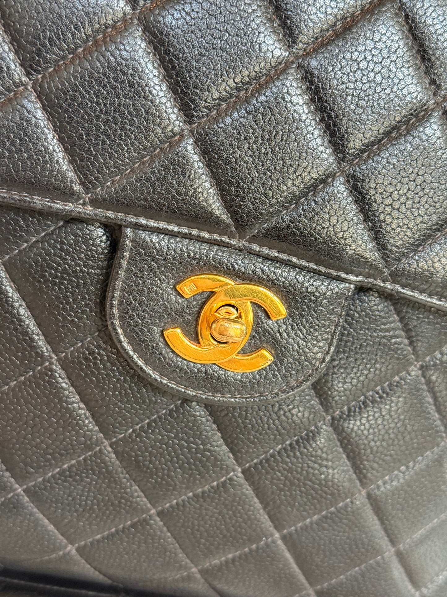 Pre-owned Authentic Chanel Vintage Caviar Square Backpack