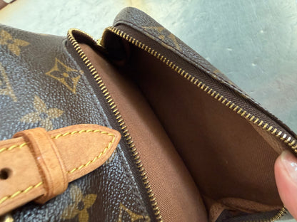 Pre-owned Authentic Louis Vuitton Montsouris MM Monogram Backpack