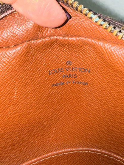 Pre-owned Authentic Louis Vuitton Amazon Monogram Crossbody Bag