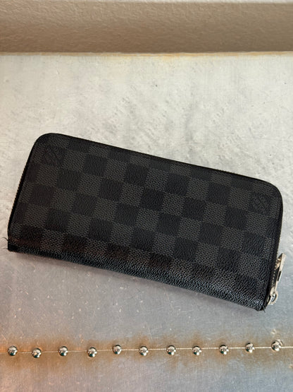 Pre-owned Authentic Louis Vuitton Damier Graphite Zippy Long Wallet