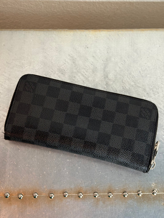 Pre-owned Authentic Louis Vuitton Damier Graphite Zippy Long Wallet