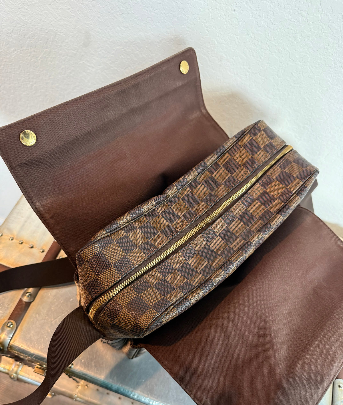 Pre-owned Authentic Louis Vuitton Naviglio Damier Ebene Crossbody Bag