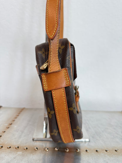 Pre-owned Authentic Louis Vuitton Jeune Fille GM Monogram Crossbody Bag