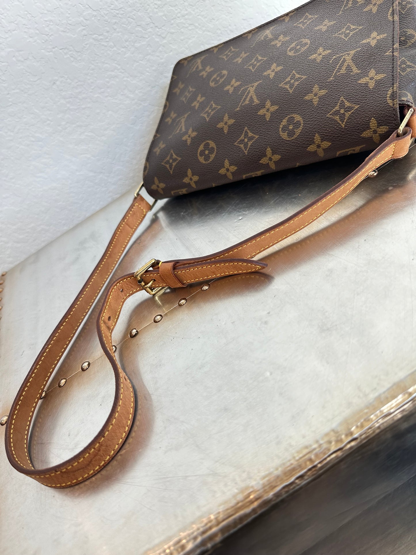 Pre-owned Authentic Louis Vuitton Musette Tango Monogram Shoulder Bag