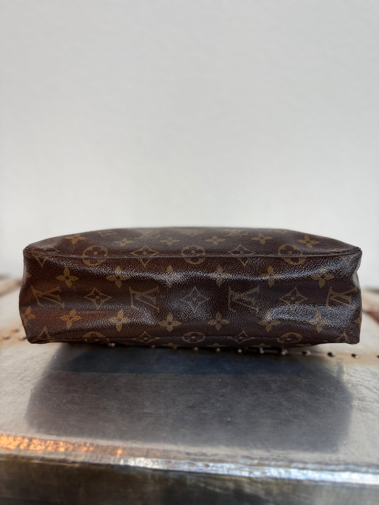 Pre-owned Authentic LOUIS VUITTON Trousse De Toilette 28 Pouch