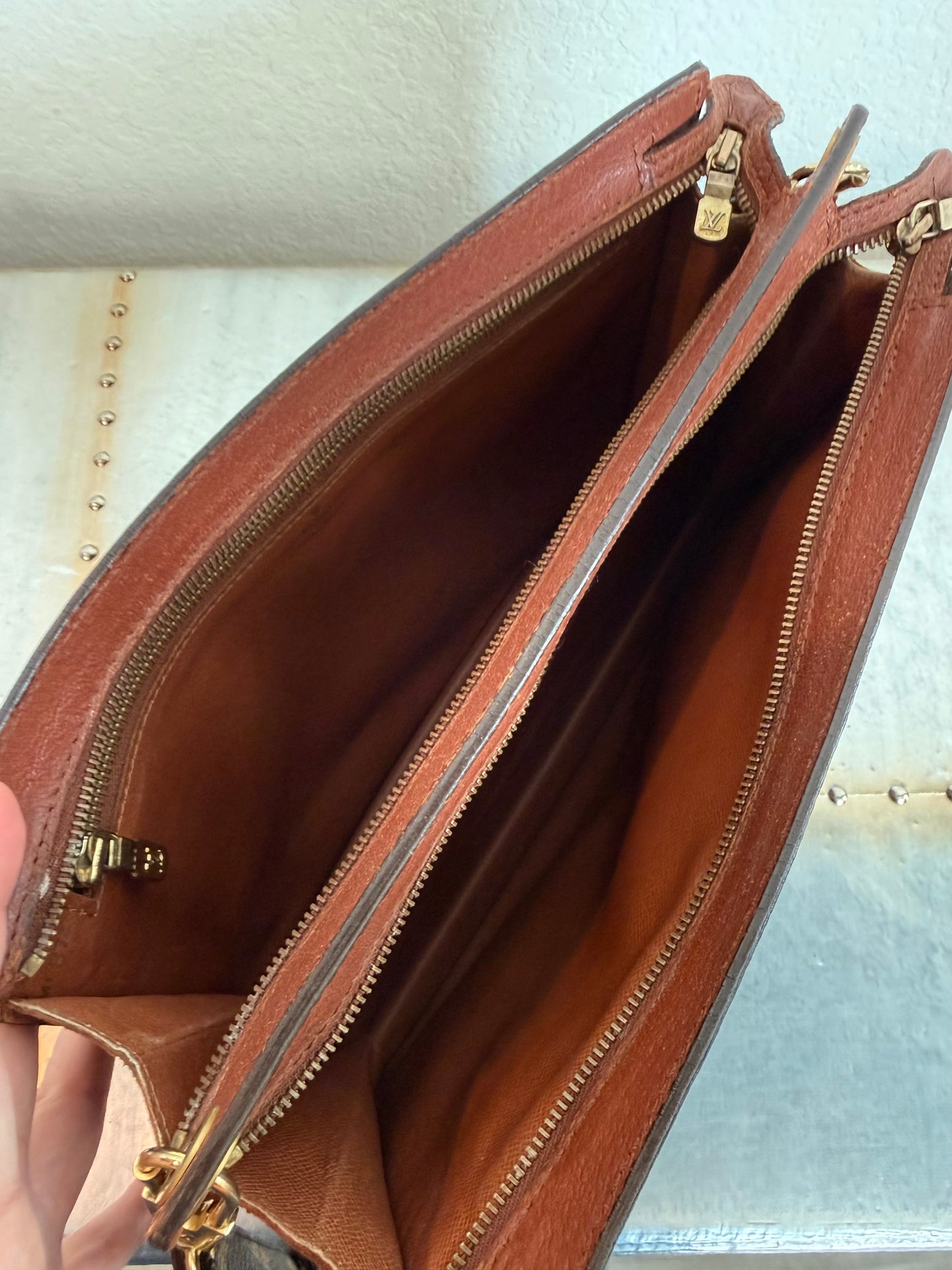 Pre-owned Authentic Louis Vuitton Enghien Monogram Shoulder Bag/ Crossbody Bag