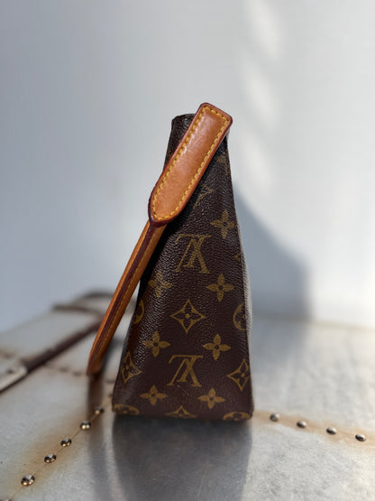 Pre-owned Authentic Louis Vuitton Looping MM Monogram Shoulder Bag