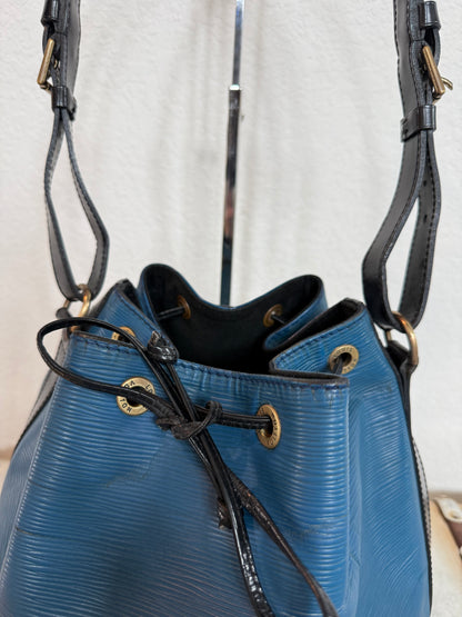 Pre-owned Authentic Louis Vuitton Petite Noe Epi  Shoulder Bag
