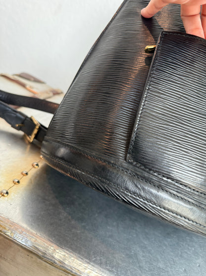 Pre-owned Authentic Louis Vuitton Gobelins Epi Black Backpack