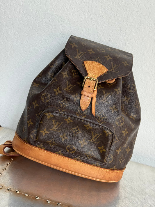 Pre-owned Authentic Louis Vuitton Montsouris MM Monogram Backpack
