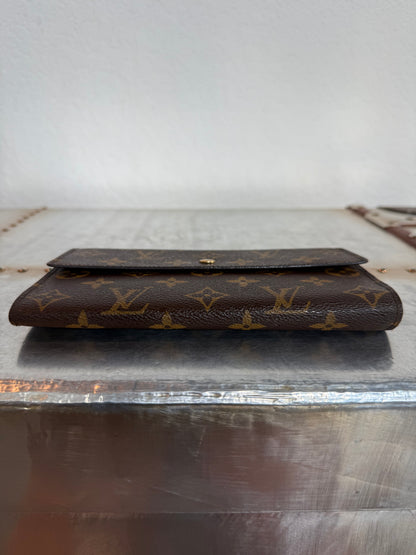 Pre-owned Authentic Louis Vuitton Portefeuille  International Monogram Wallet