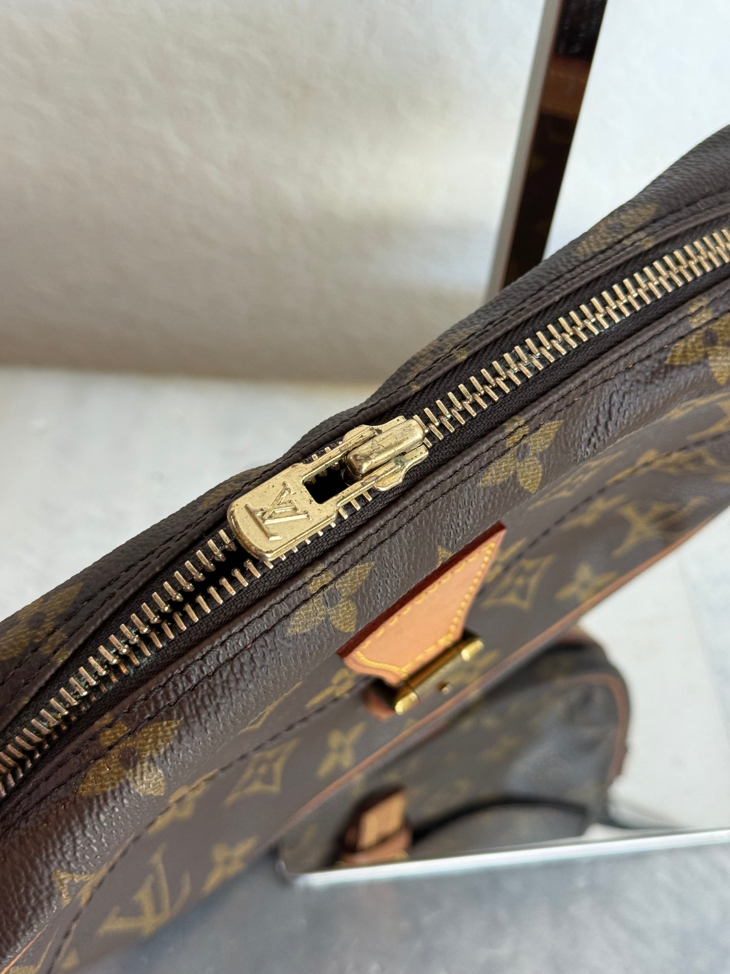 Pre-owned Authentic Louis Vuitton Jeune Fille PM Monogram Crossbody Bag