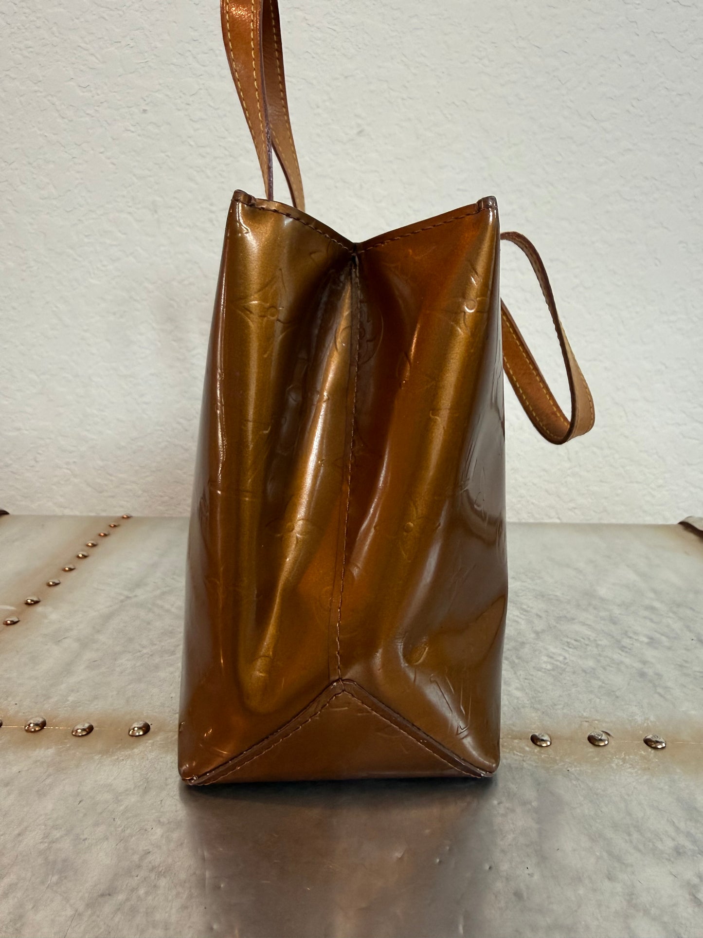 Pre-owned Authentic Louis Vuitton Reade PM Vernis Handbag