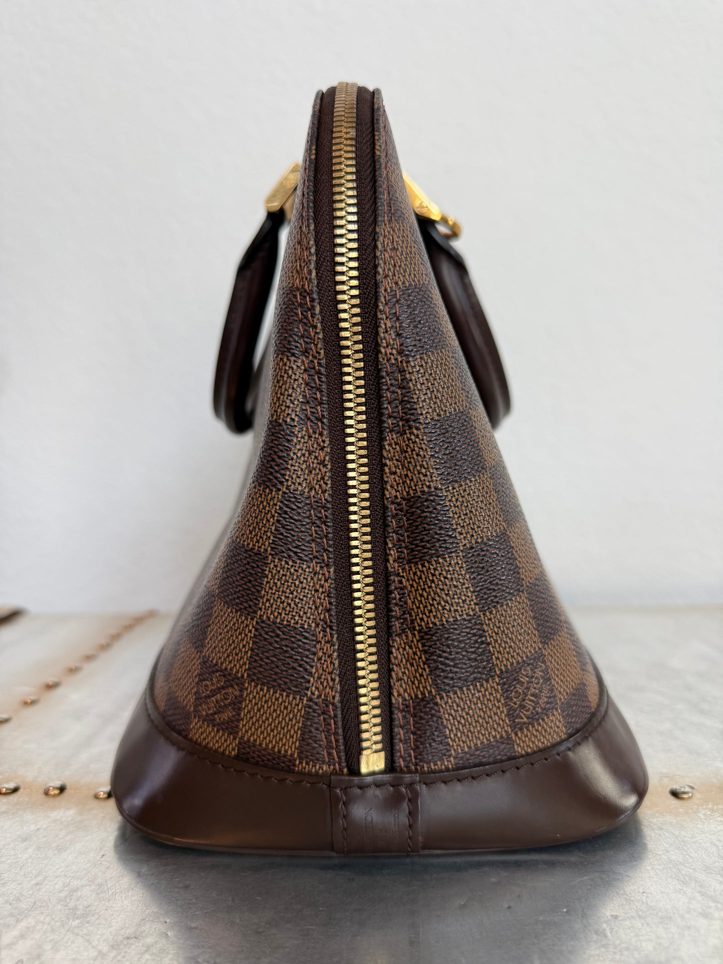 Pre-owned Authentic Louis Vuitton Alma PM Damier Ebene Handbag