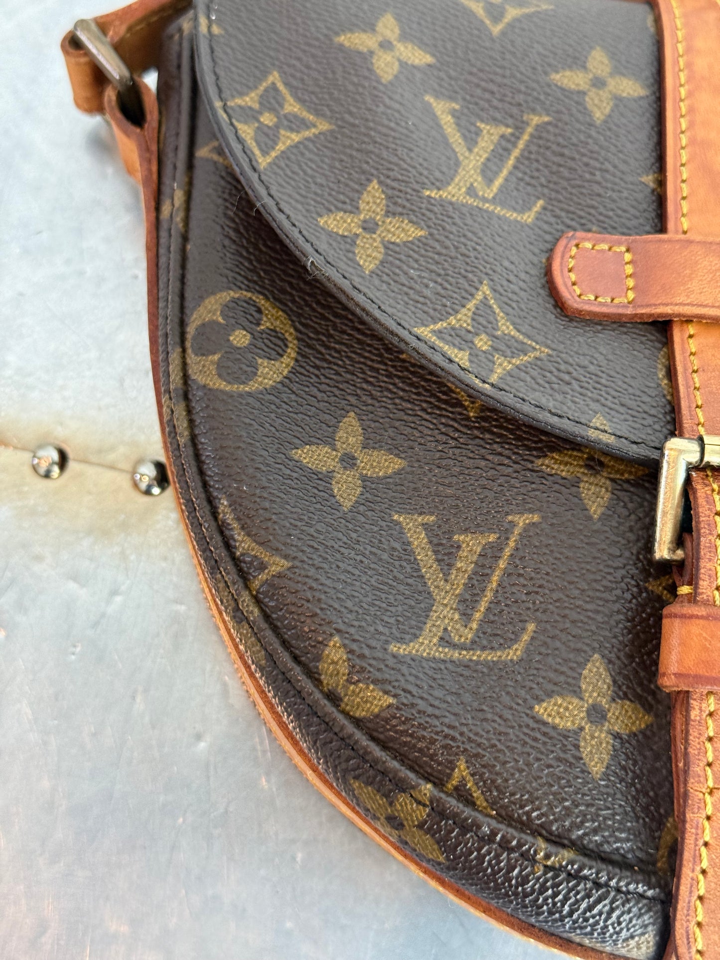 Pre-owned Authentic Louis Vuitton Chantilly PM Monogram Crossbody Bag