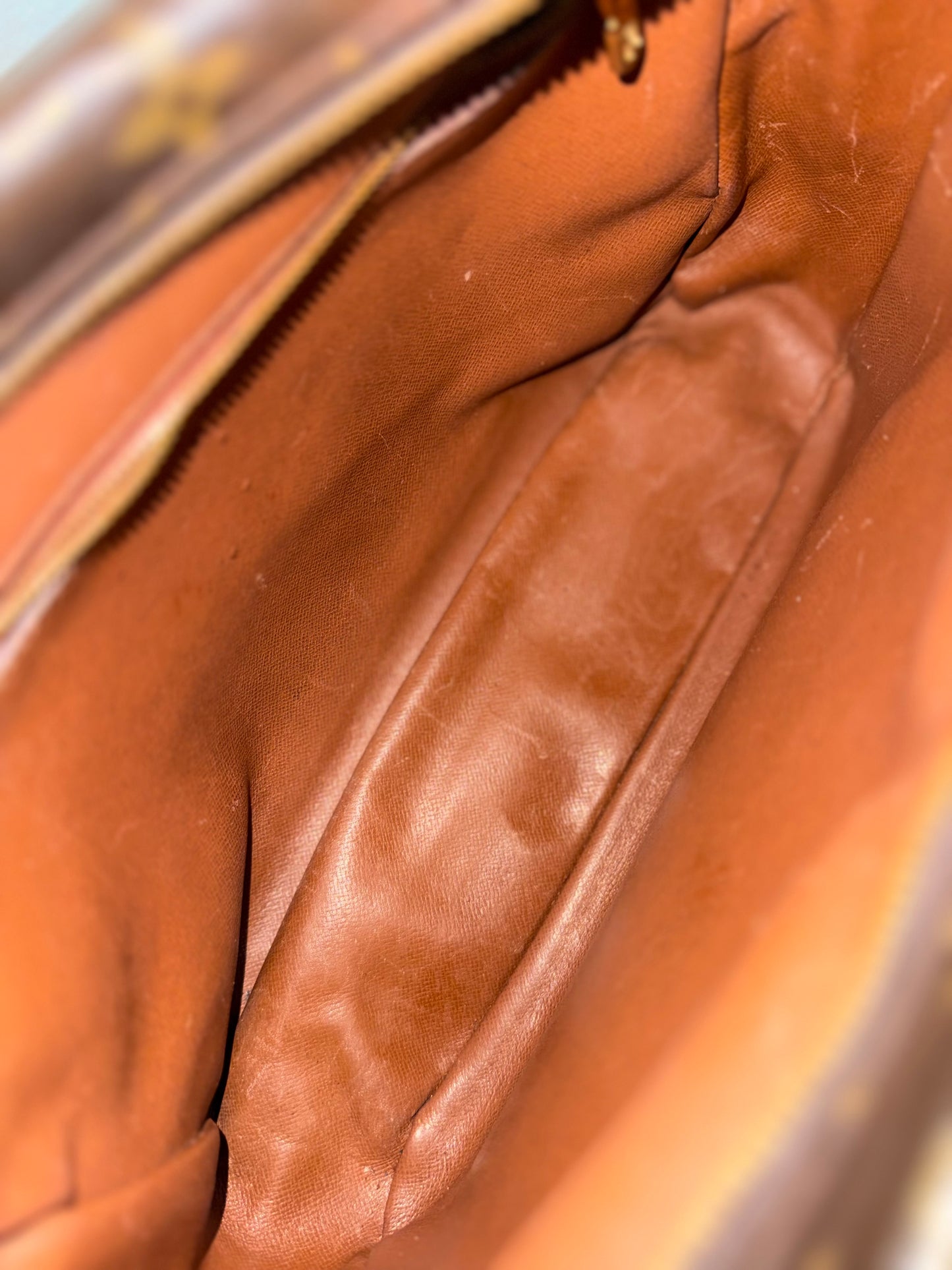 Pre-owned Louis Vuitton Nile PM Monogram Shoulder Bag/ Crossbody Bag