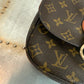 Pre-owned Authentic Louis Vuitton Saint Cloud MM Monogram Shoulder / Crossbody Bag