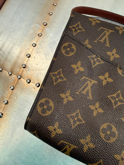 Pre-owned Authentic Louis Vuitton Bordeaux 27 2-Way Clutch / Shoulder Bag