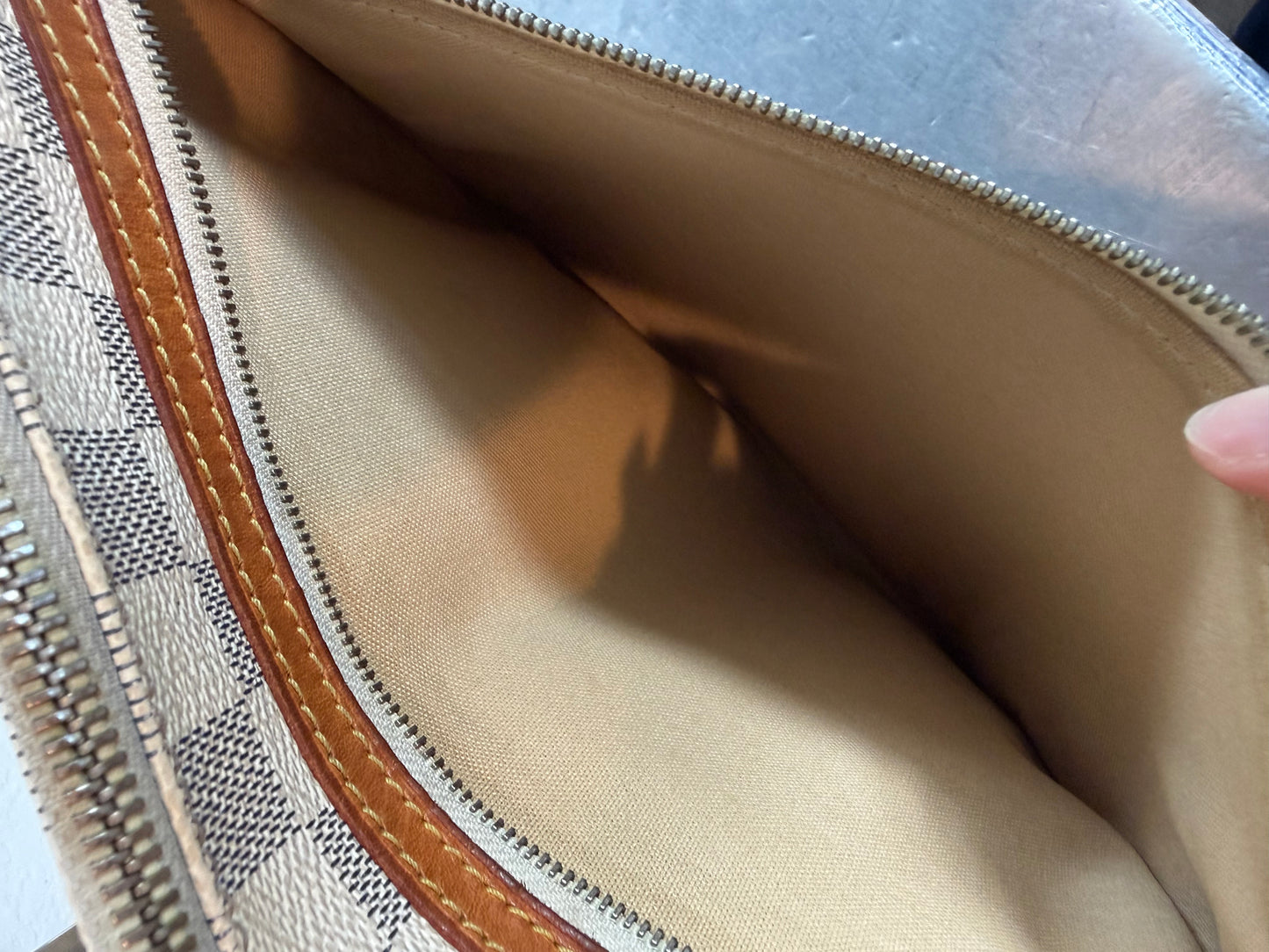 Pre-owned Authentic Louis Vuitton Pochette Bosphore Damier Azur Shoulder / Crossbody Bag