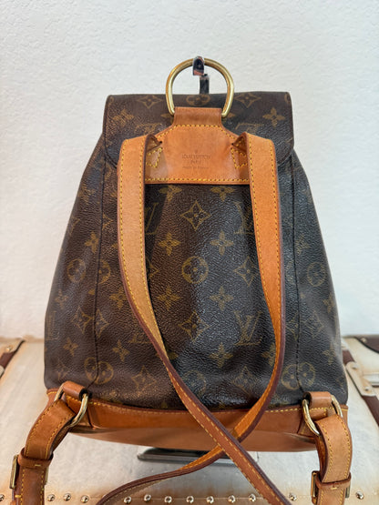 Pre-owned Authentic Louis Vuitton Montsouris MM Monogram Backpack