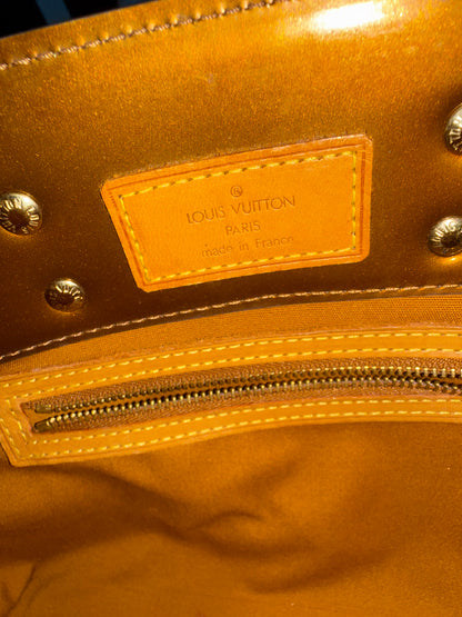 Pre-owned Authentic Louis Vuitton Reade PM Vernis Handbag