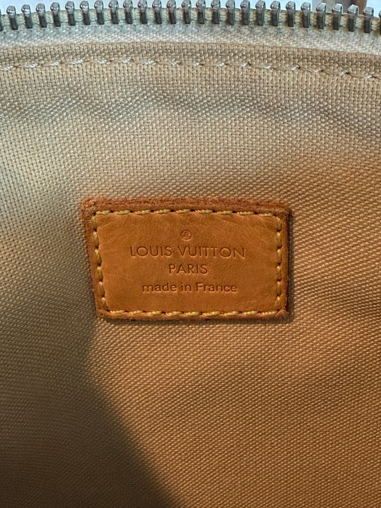 Pre-owned Authentic Louis Vuitton Pochette Bosphore Damier Azur Shoulder / Crossbody Bag