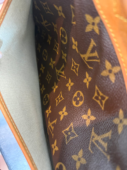 Pre-owned Authentic Louis Vuitton Deauville Monogram Handbag