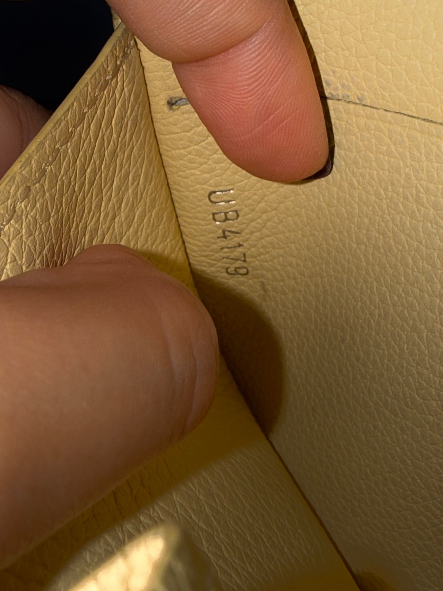 Pre-owned Authentic Louis Vuitton Lockmini Wallet